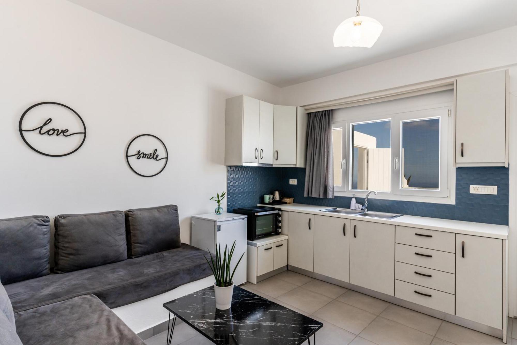 Martynou View Apartment Pyrgos Kallistis ภายนอก รูปภาพ